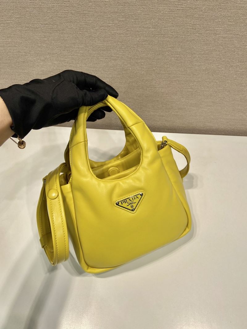 Pra*a tote bags